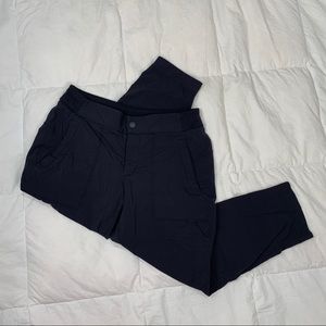 Athleta Trekkie Crop Pants 6P